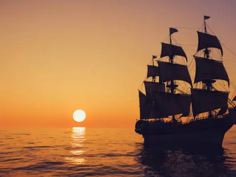 Pirates Hostess Club