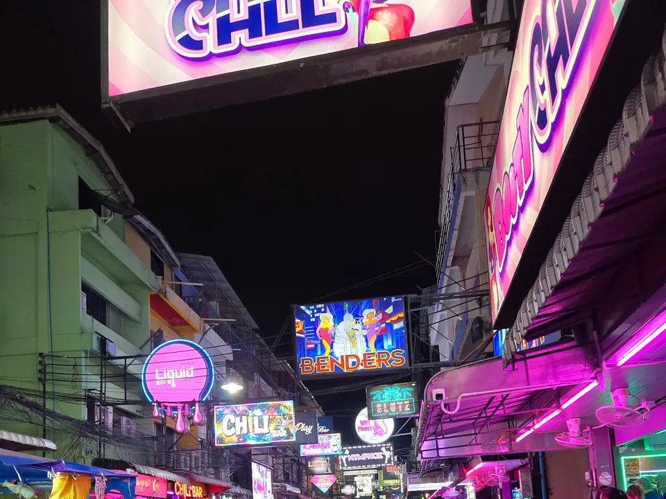 Panda Bar soi6
