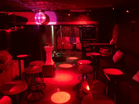backroom (ladyboy bar)