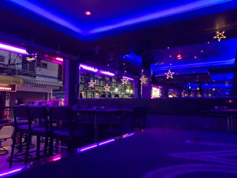 Poison Bar