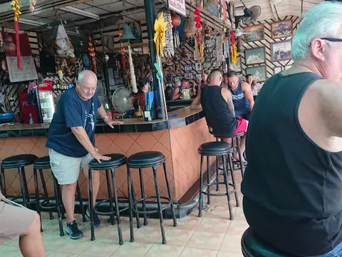 Baku Soi 6