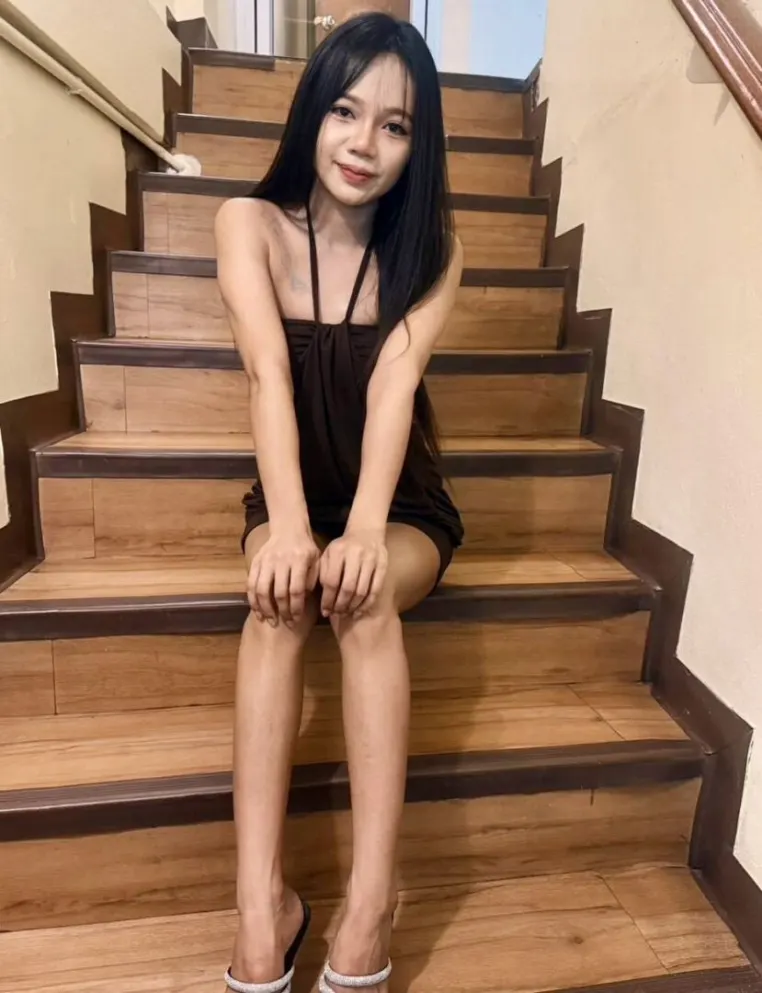 រូបទី 24 របស់ Molly