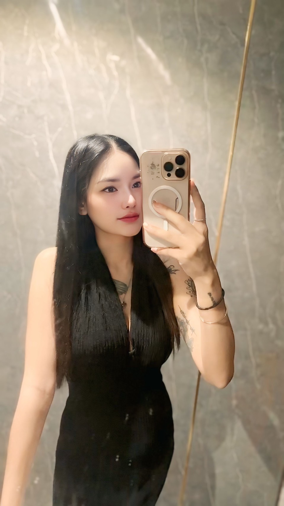 รูปที่ 2 ของ Sara