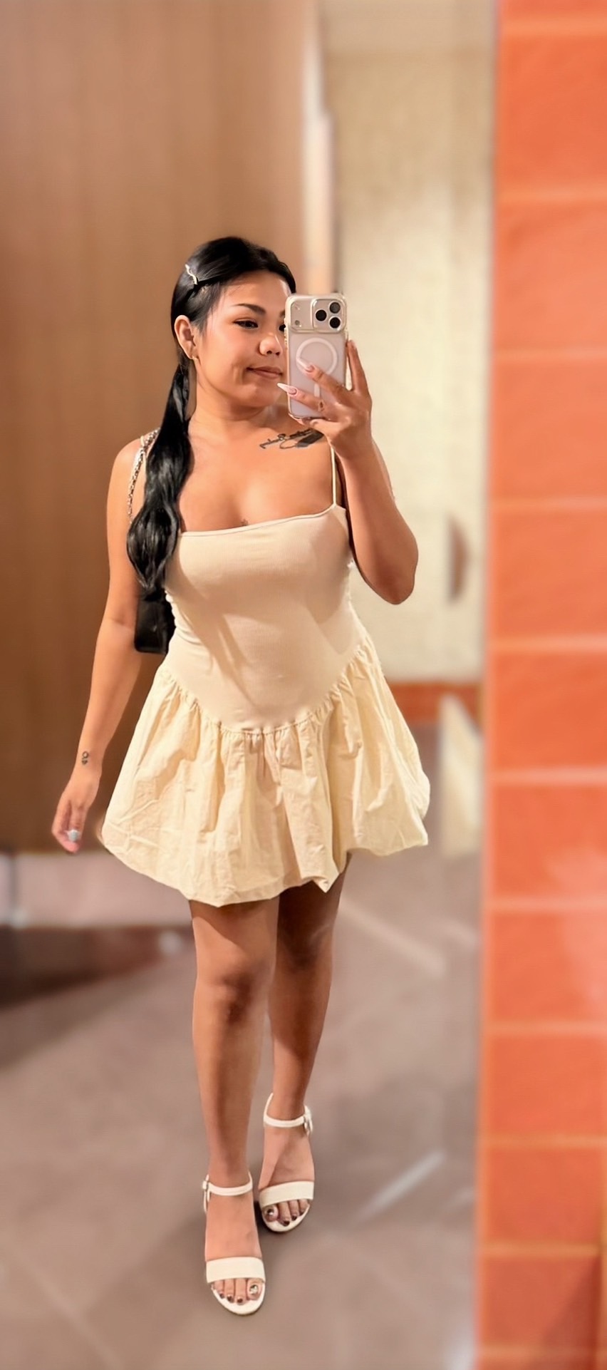 รูปที่ 34 ของ Mia