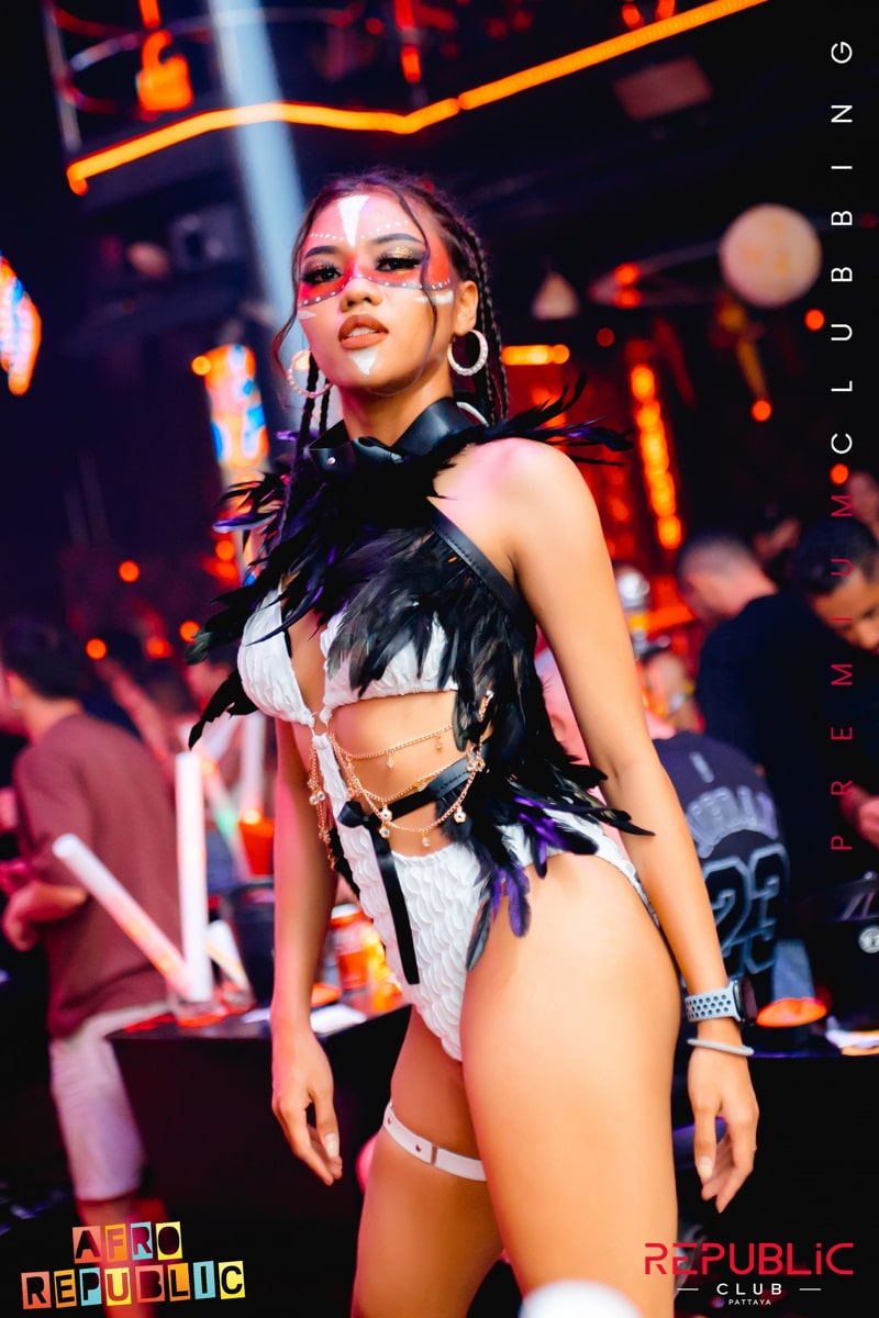 សមាជិក 3