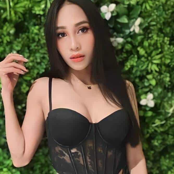 រូបទី 7 របស់ Emmy