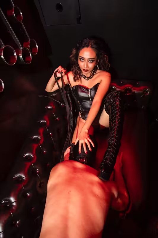 រូបទី 2 របស់ Mistress Tanya