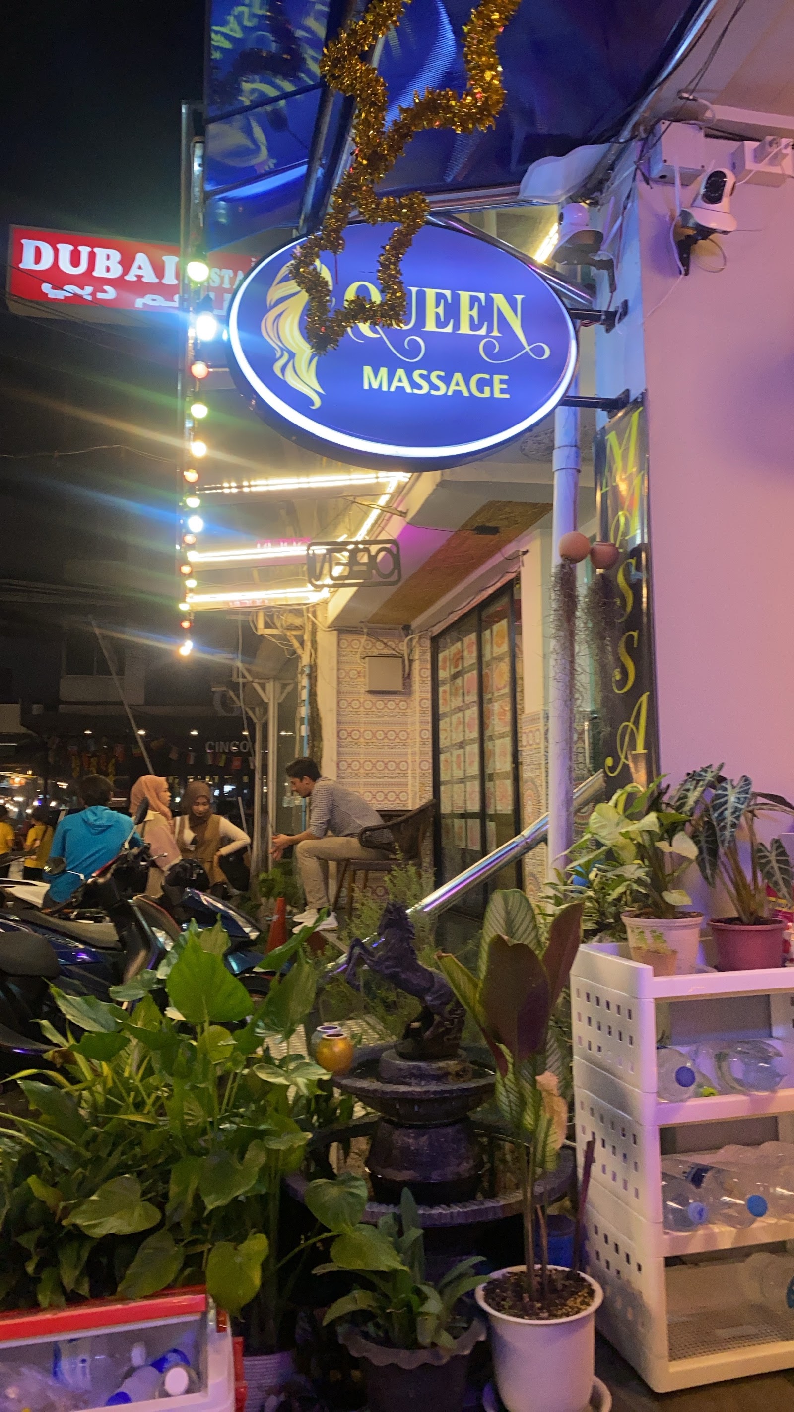 Queen massage photo 2