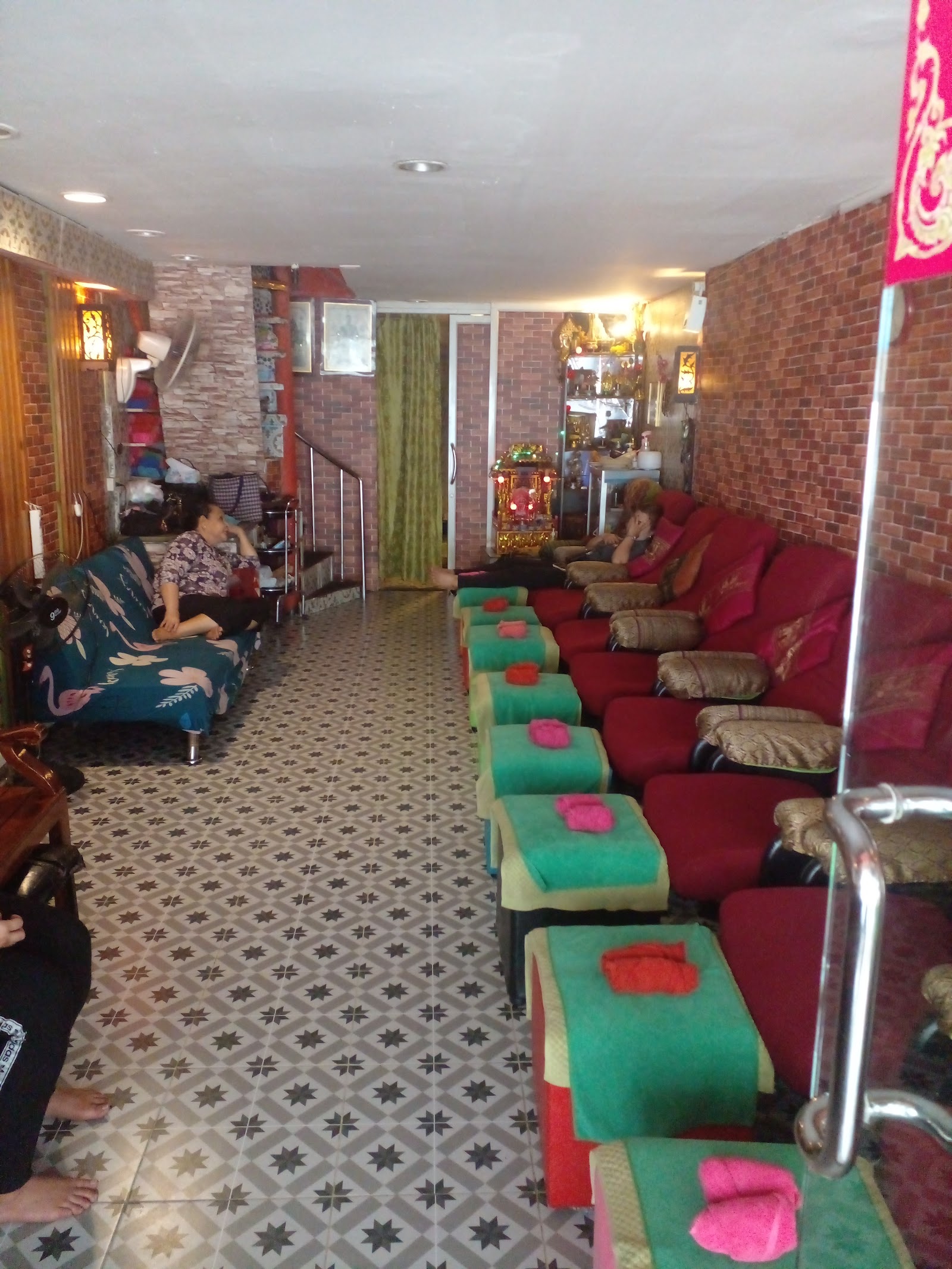 Orchid massage photo 6