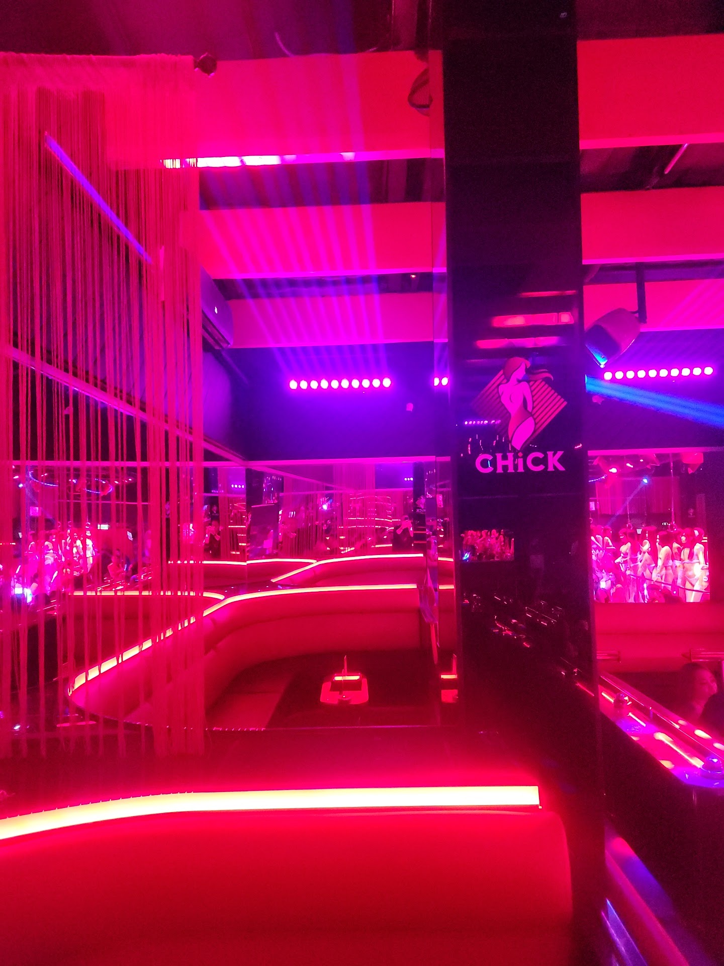 Chick Gogo Club photo 18