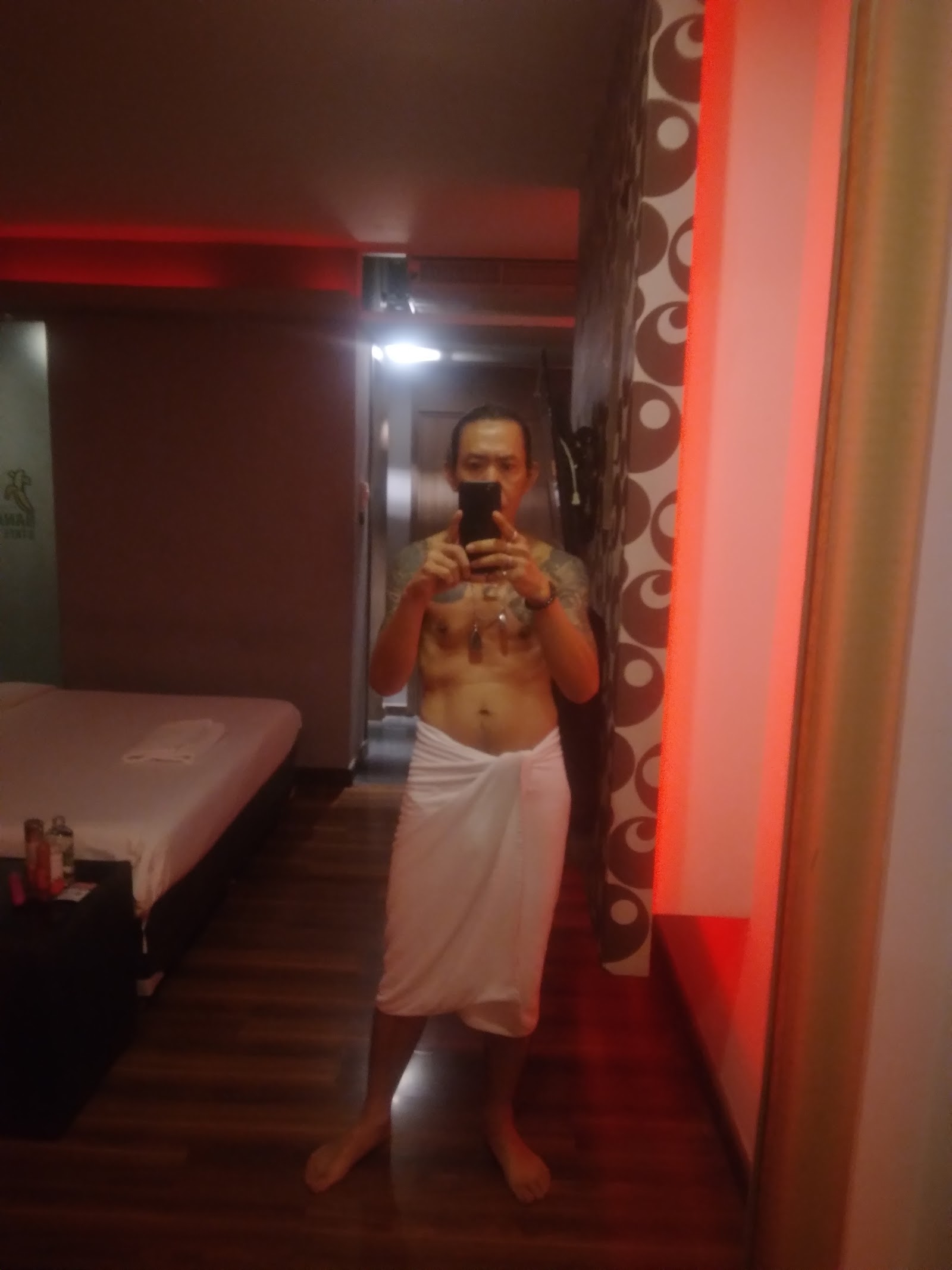 หมอนวดชาย รับนวดเฉพาะผู้หญิง นวดนอกสถานที่… photo 9