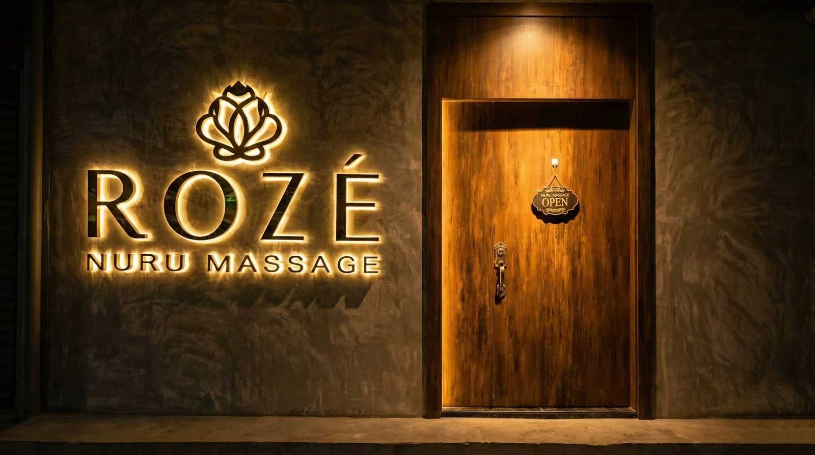 Roze Nuru Massage photo 12