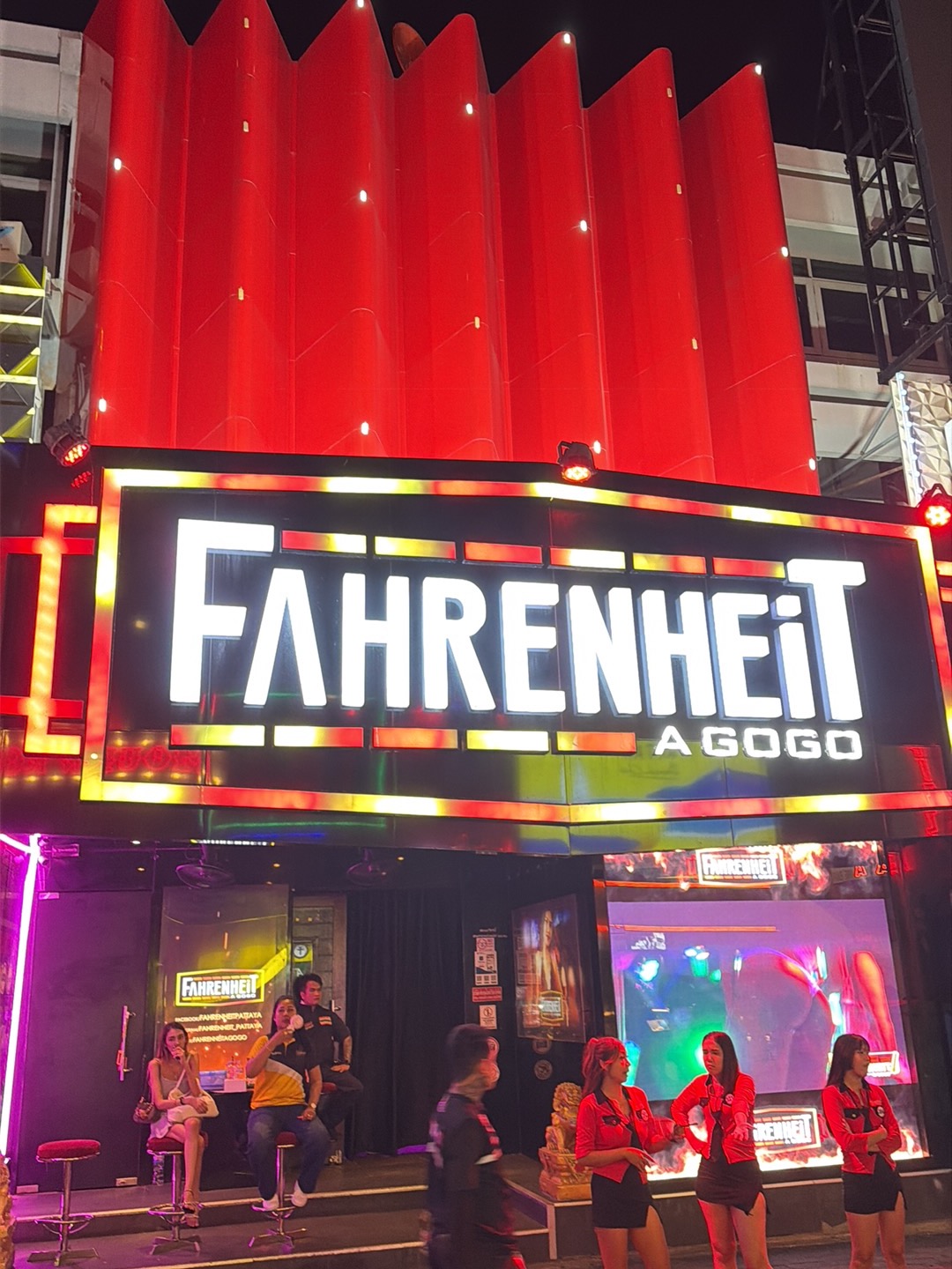 Fahrenheit A Go Go photo 28