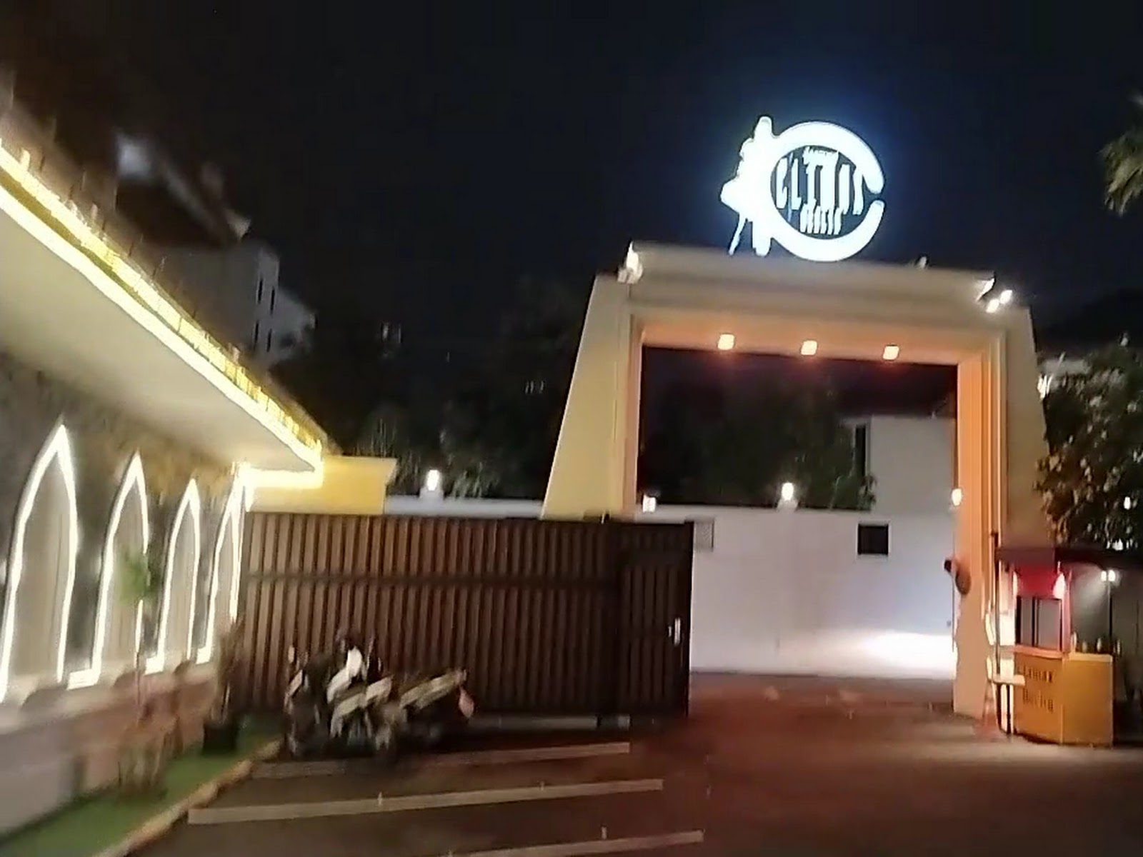 Climax Pattaya Spa Entertainment photo 16