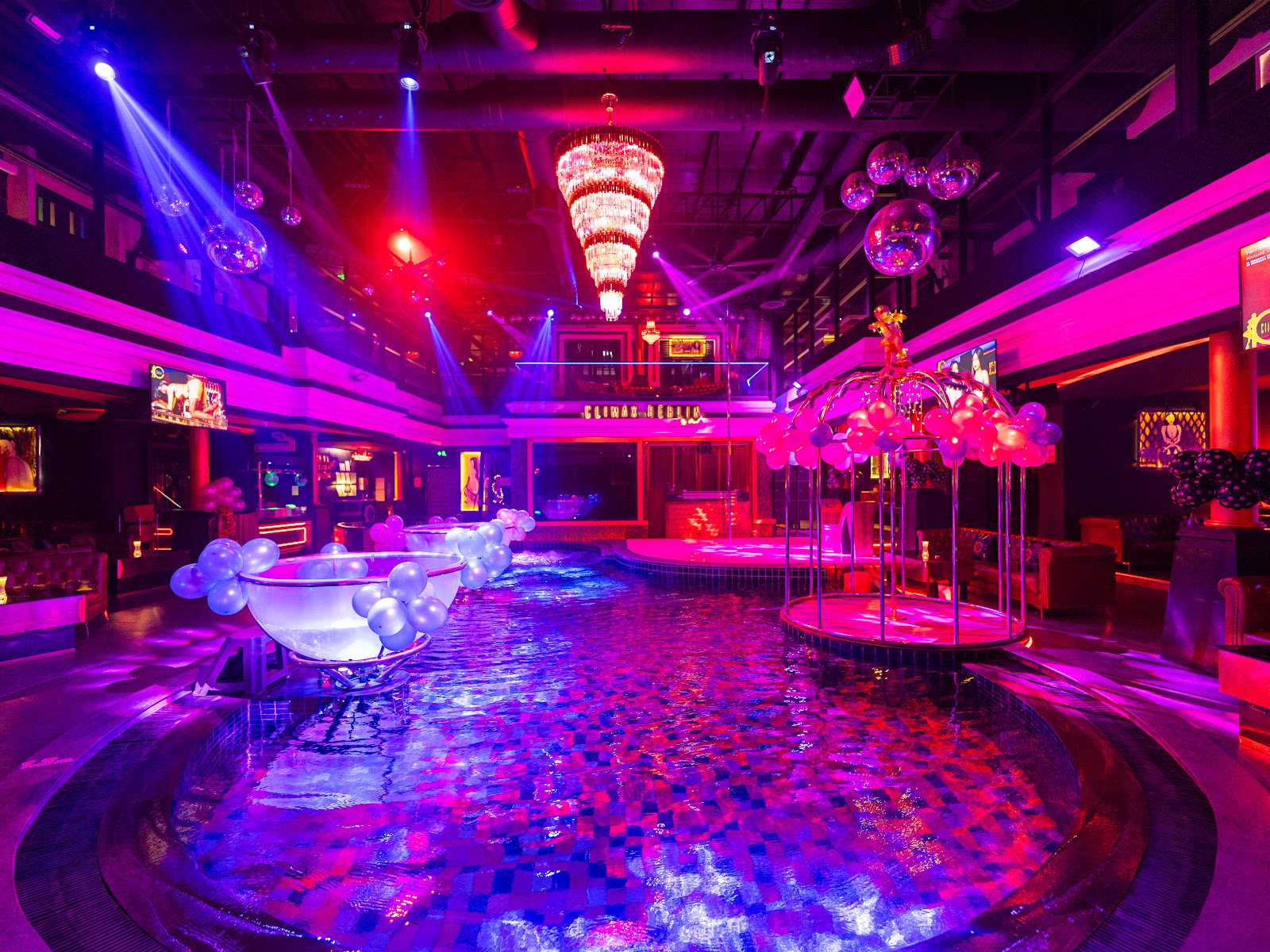 Climax Pattaya Spa Entertainment photo 2