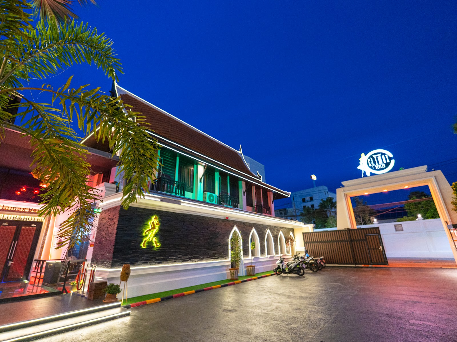 Climax Pattaya Spa Entertainment