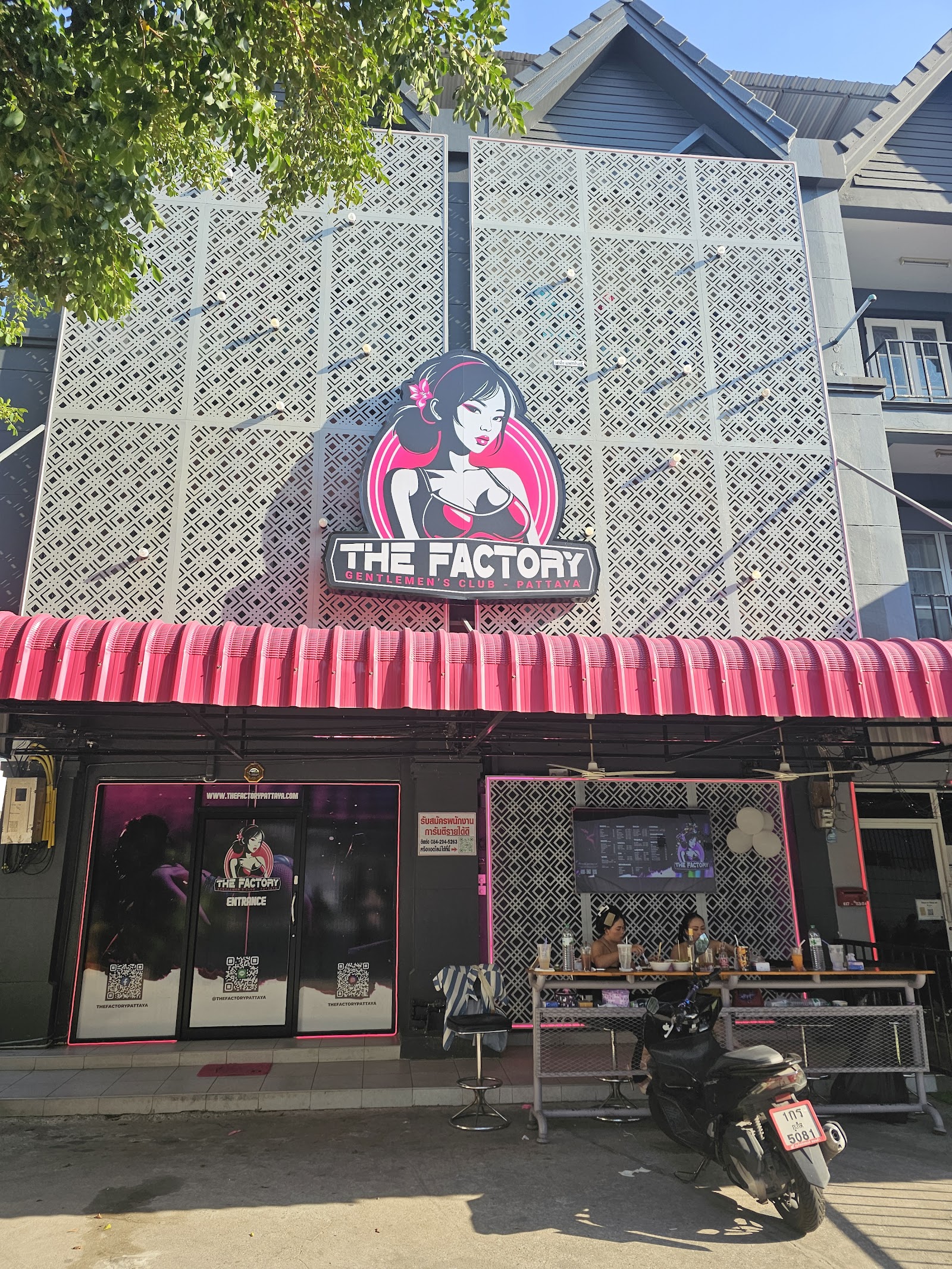 The Factory Pattaya Gentlemen's Club photo 9