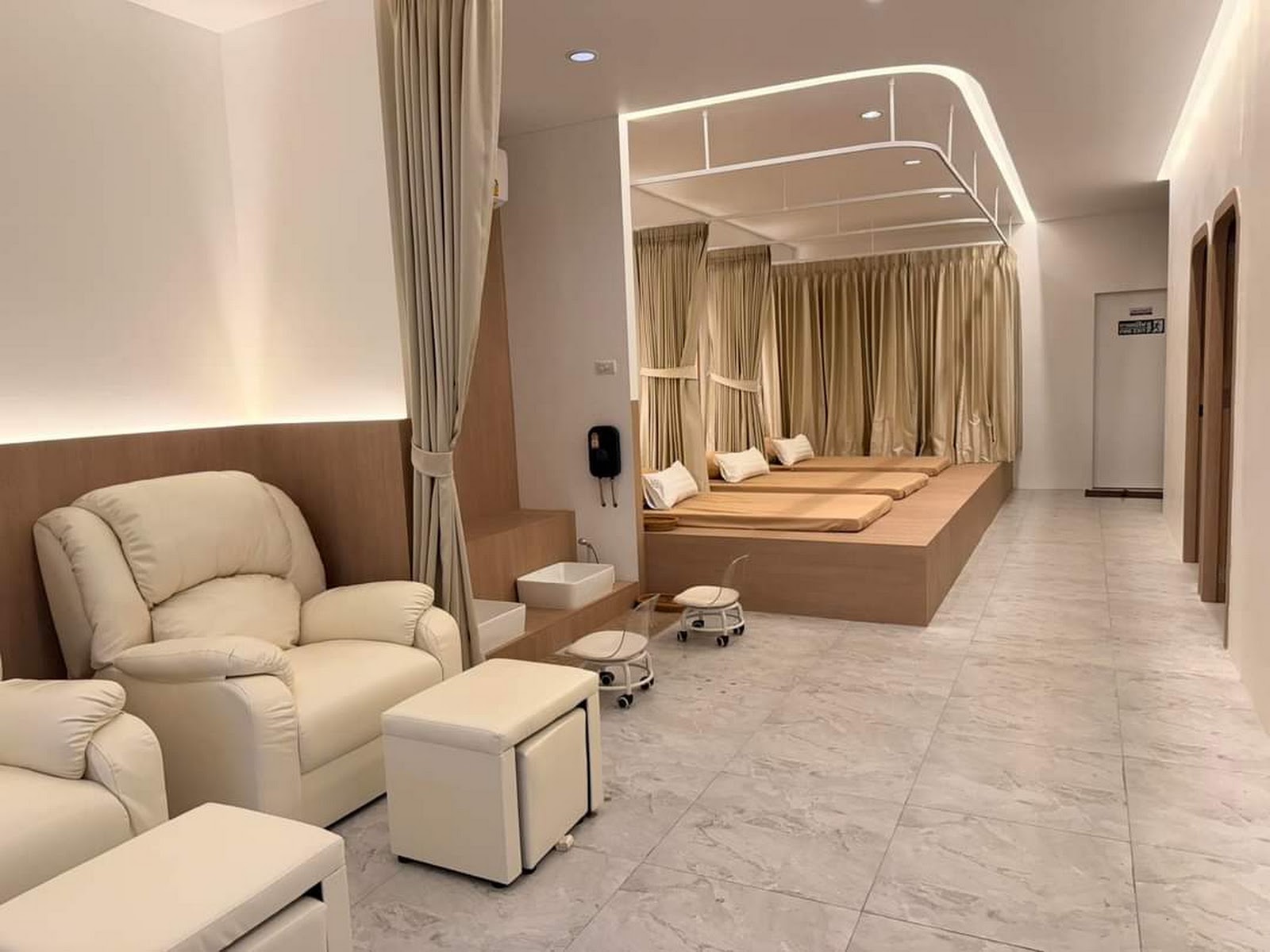 absolute and spa