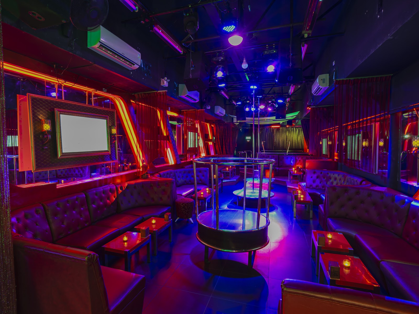 GALAXY exclusive night club photo 6
