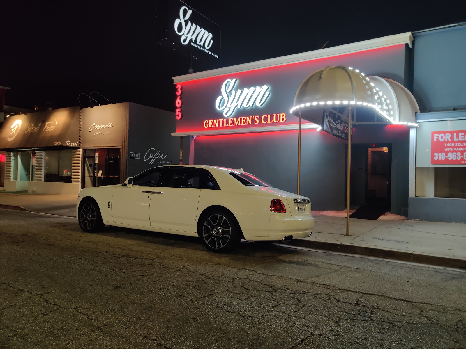 Synn Gentlemen's Club - Beverly Hills