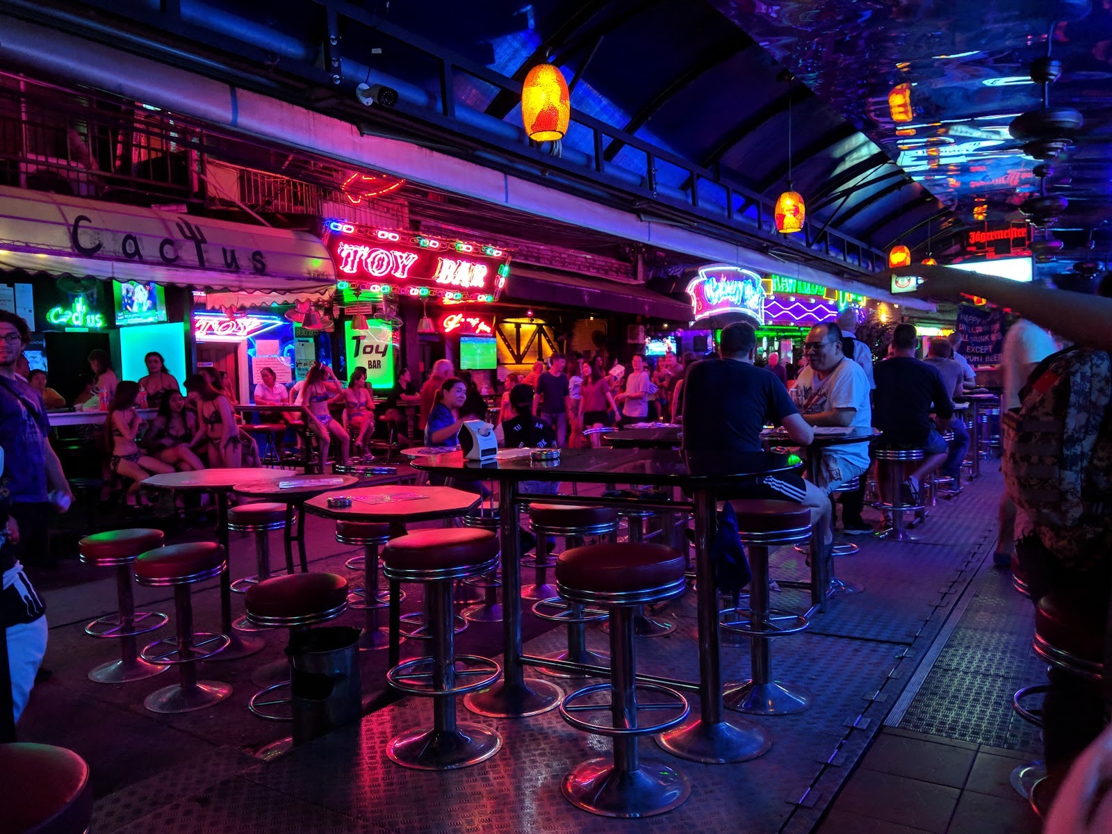 Toy Bar photo 12