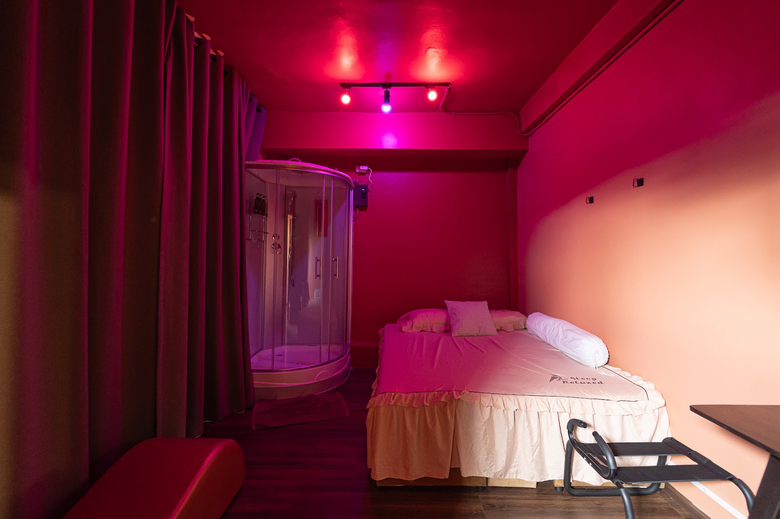 Red House Nuru Massage photo 7