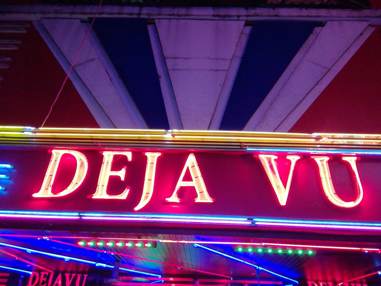Deja Vu Bar