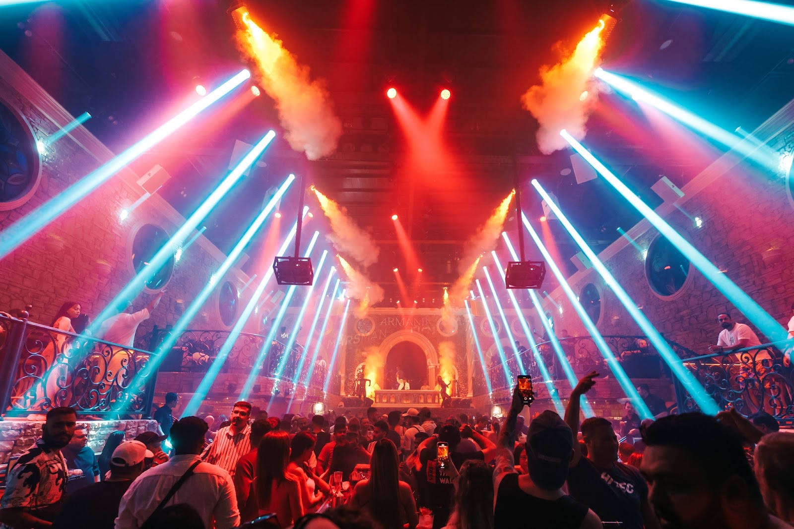 Harem Club photo 2