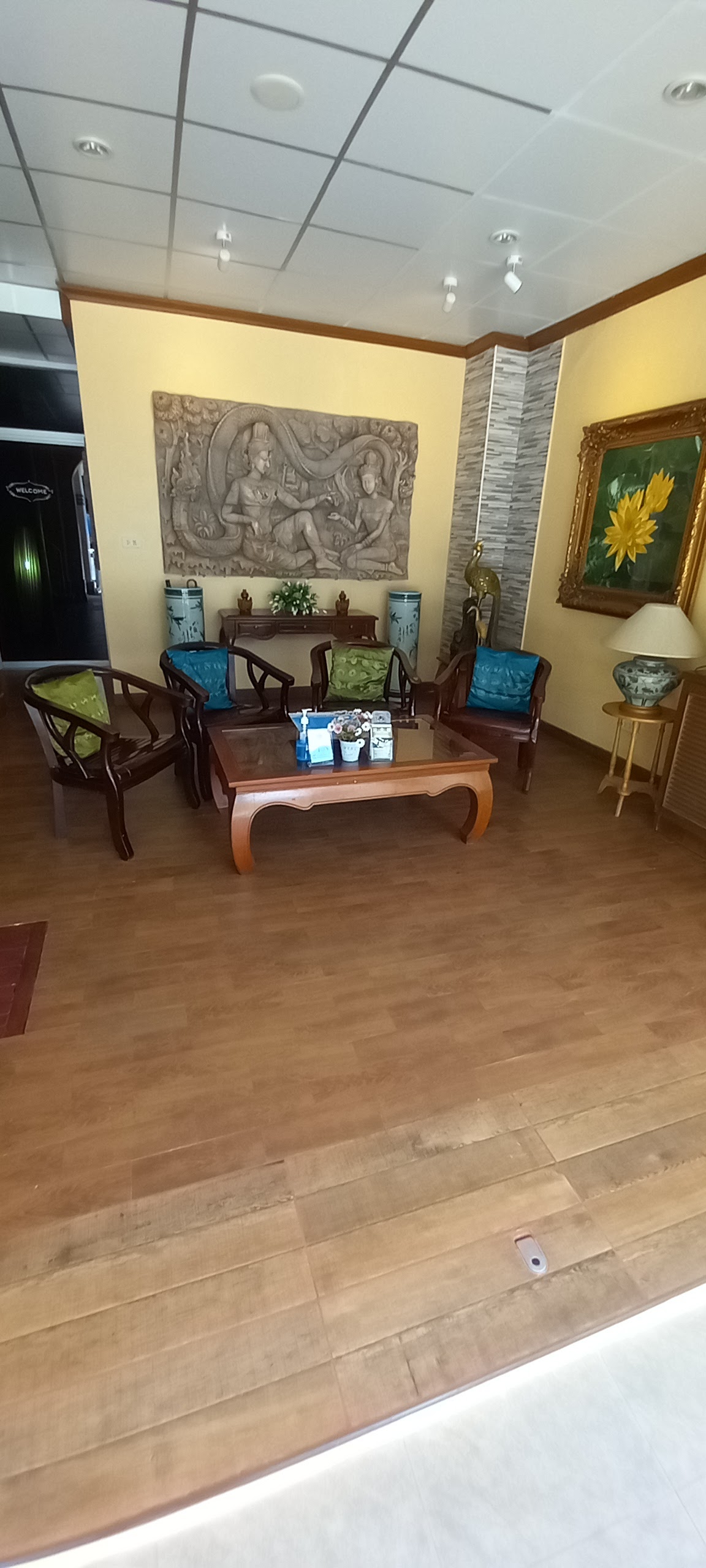 Blue Dolphin Men's Massage photo 17