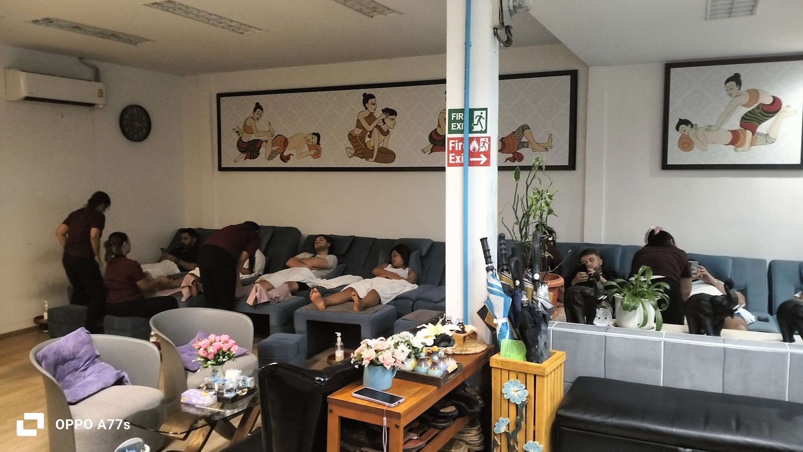 Blue Dolphin Men's Massage photo 3