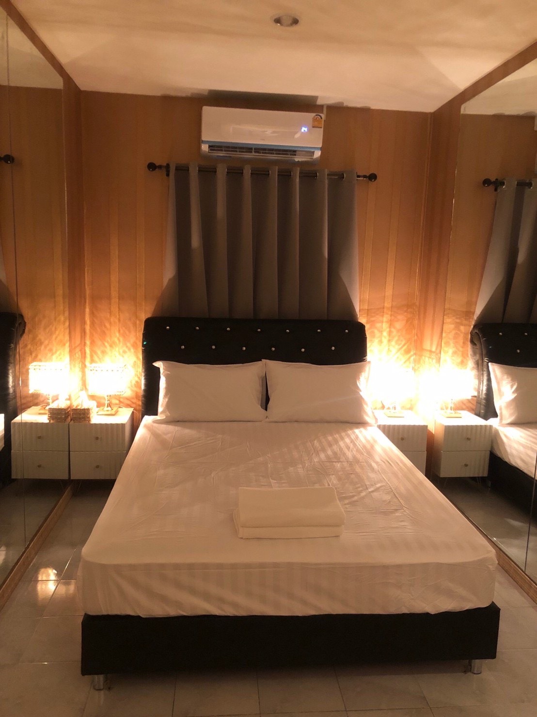 The Secret Spa (Town In Town) photo 6