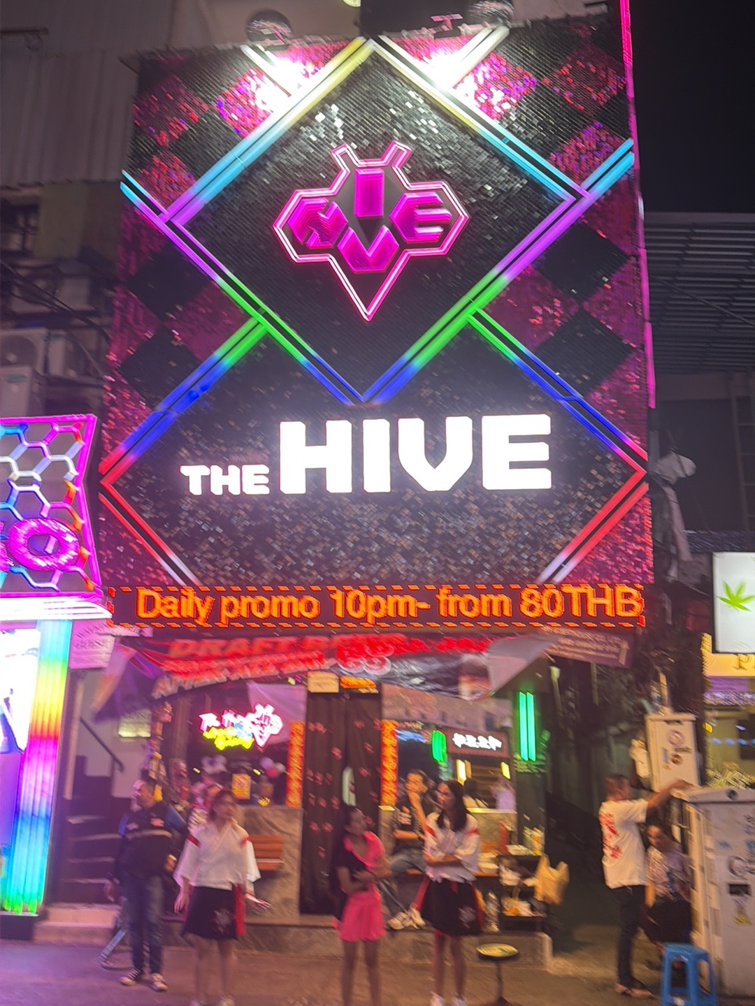 The HIVE a go go photo 7