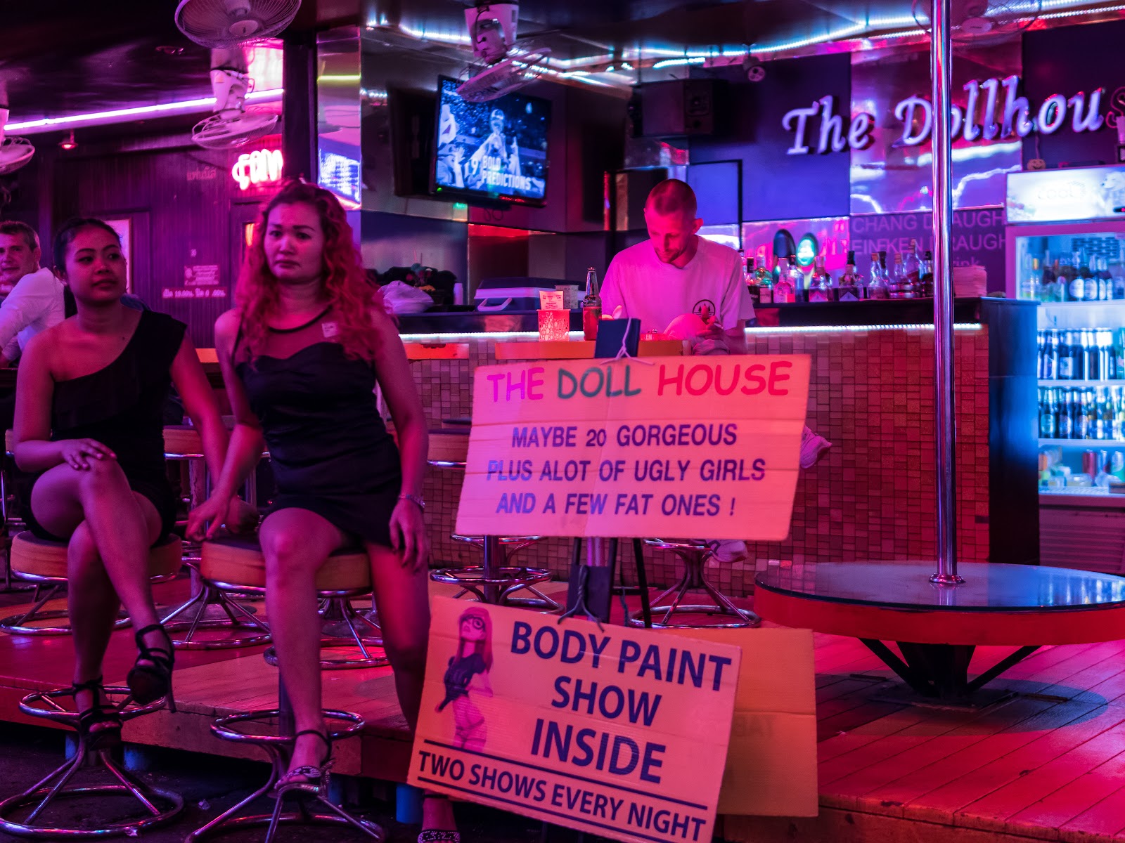 The Dollhouse Agogo Bar - Soi Cowboy photo 11