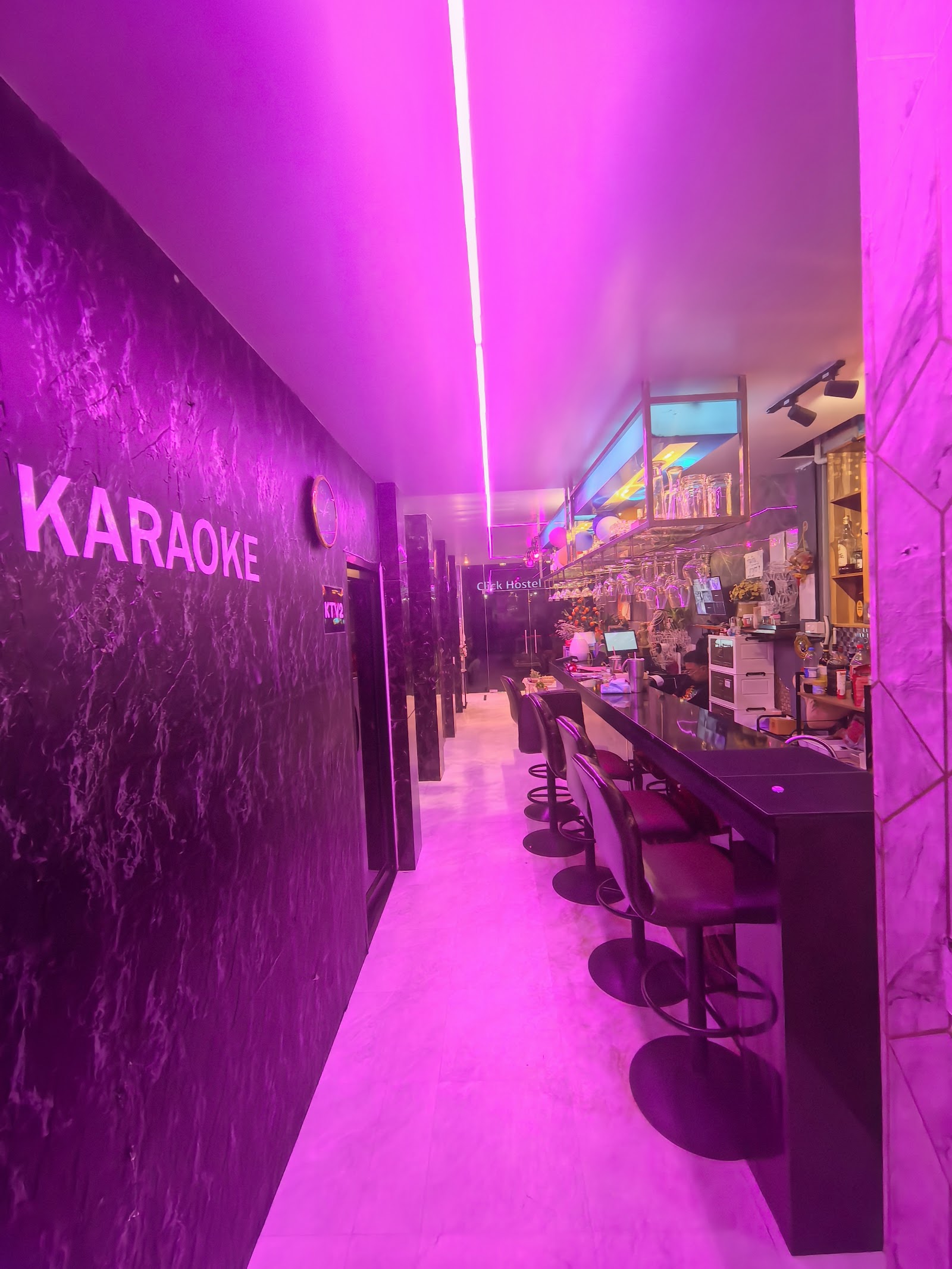 Jazzy KTV & Nuru Massage | Sukhumvit 33 photo 9