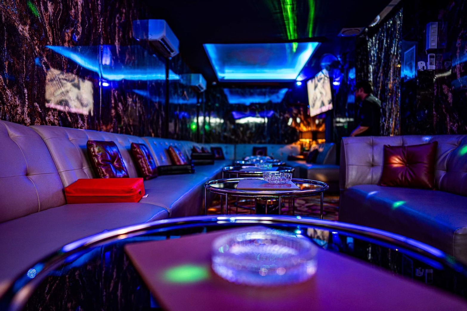 Jazzy KTV & Nuru Massage | Sukhumvit 33 photo 5