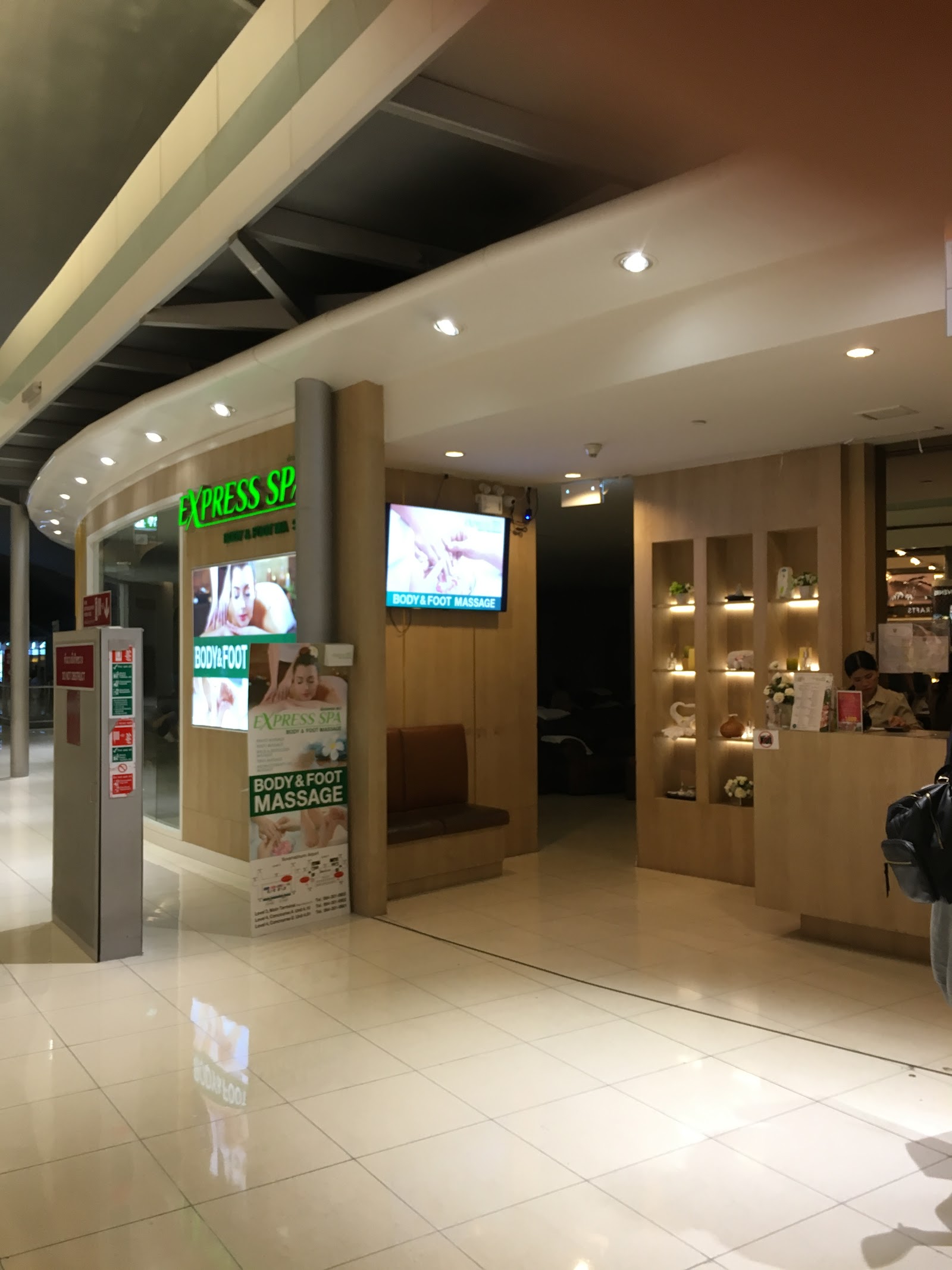 eXpress spa, thai massage photo 10