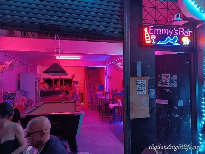 Emmy's Bar-Jomtien soi2