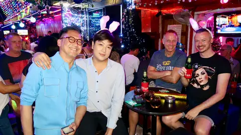 4 Sports Bar