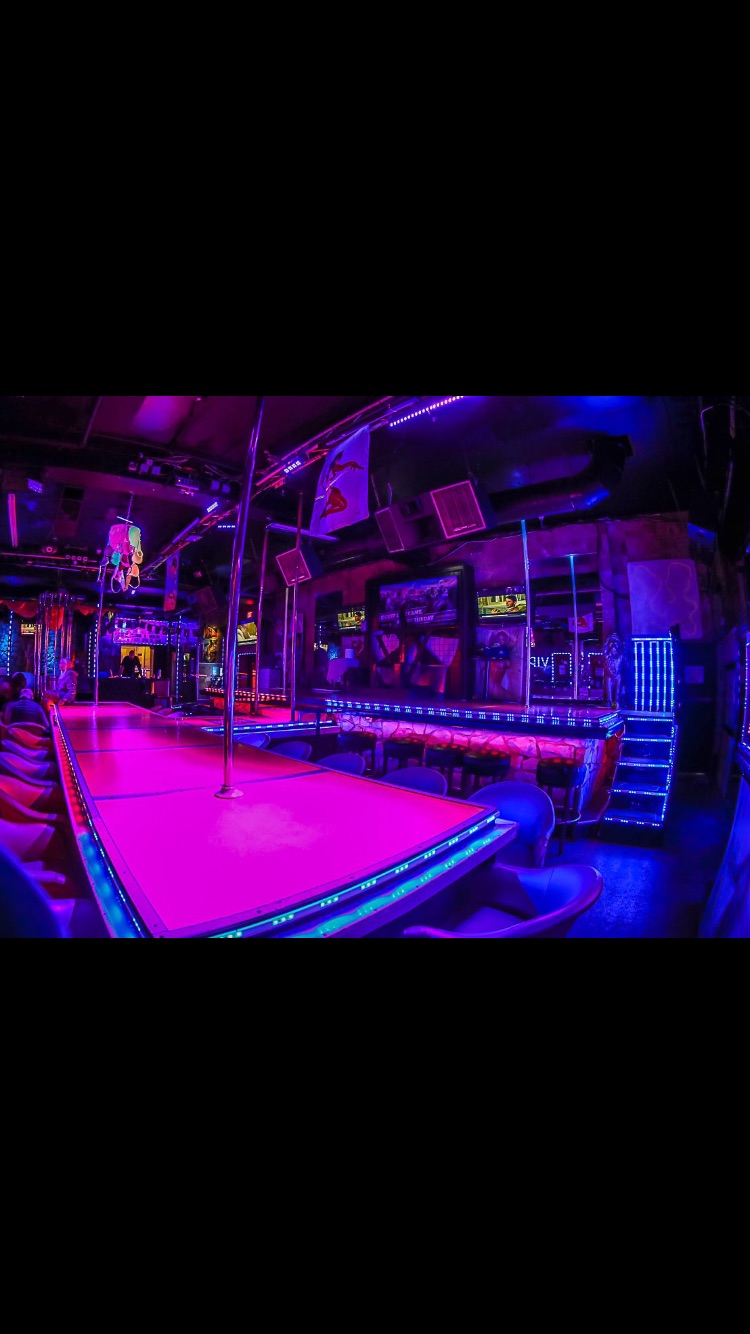 XXXV Gentlemen's Club photo 10