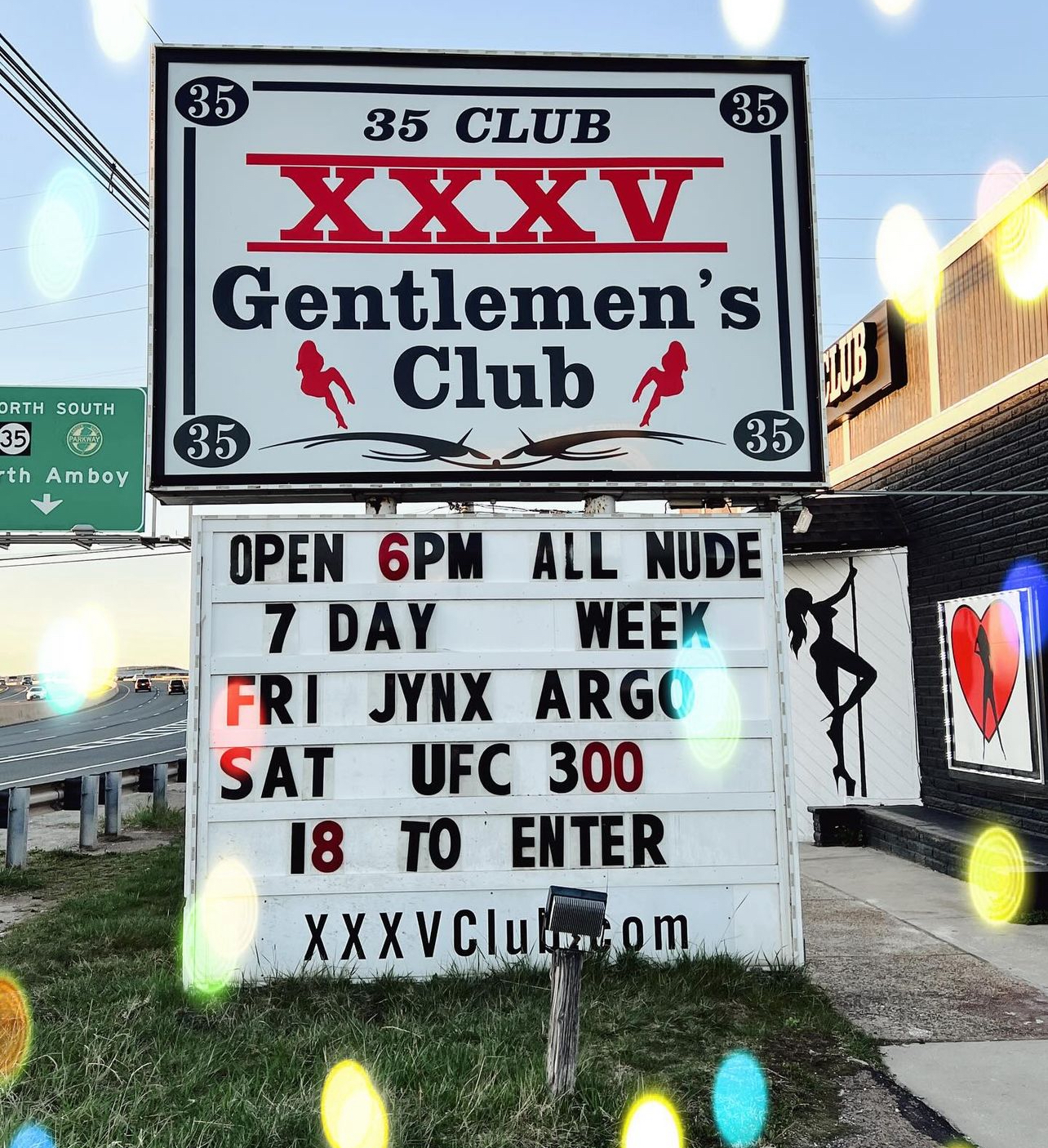 XXXV Gentlemen's Club photo 3