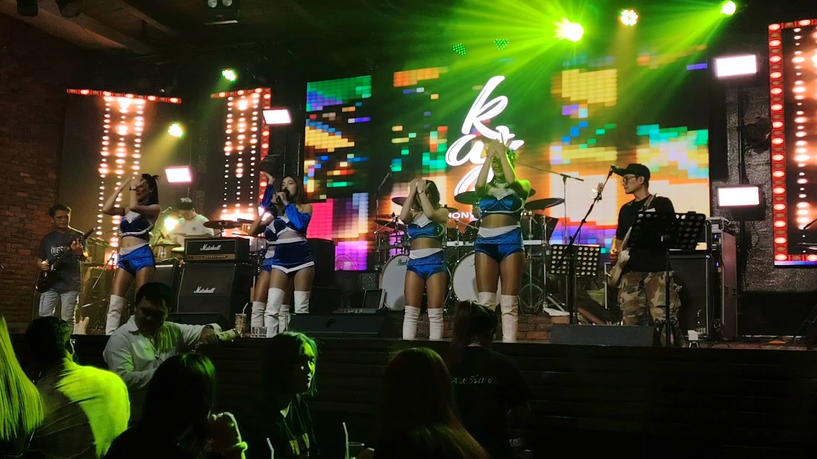 Kiss Wan Dang photo 5