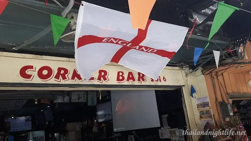 Corner Bar soi 6- Sports & Pub"