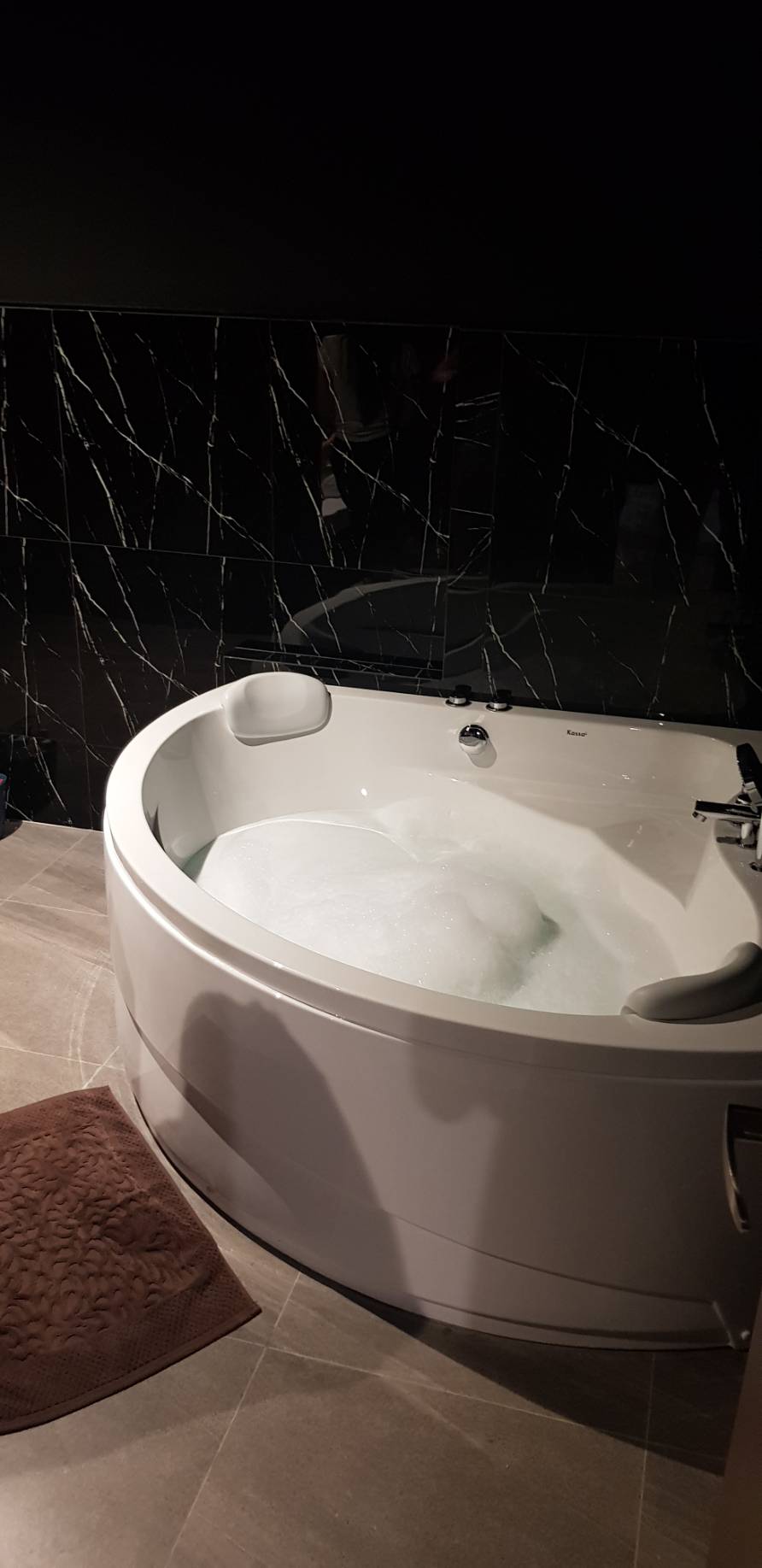방콕 워터밤 누루마사지, bangkok waterbomb Nuru Massage (방콕밤문화 방콕변마… photo 12