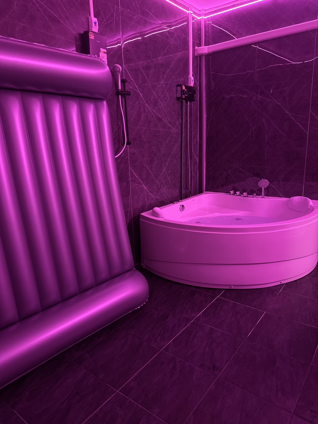 Qian Qian nuru massage &spa photo 8