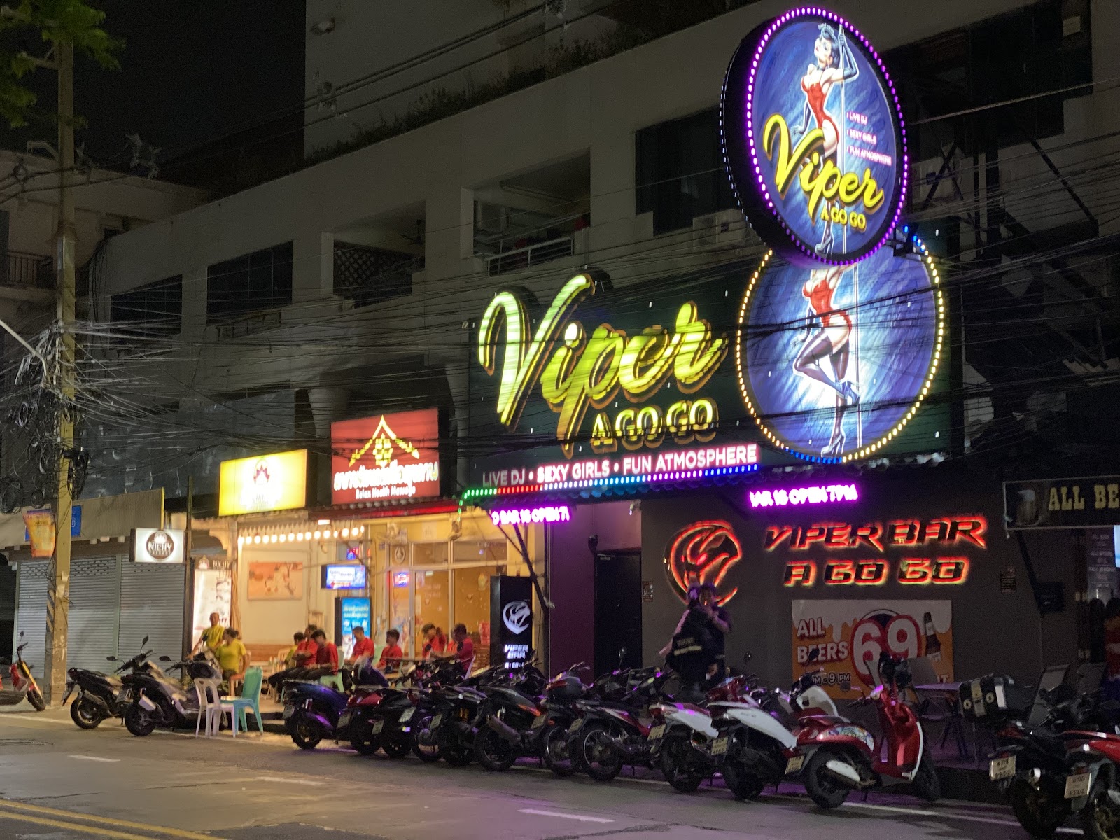 Viper Bar A-Go-Go photo 7