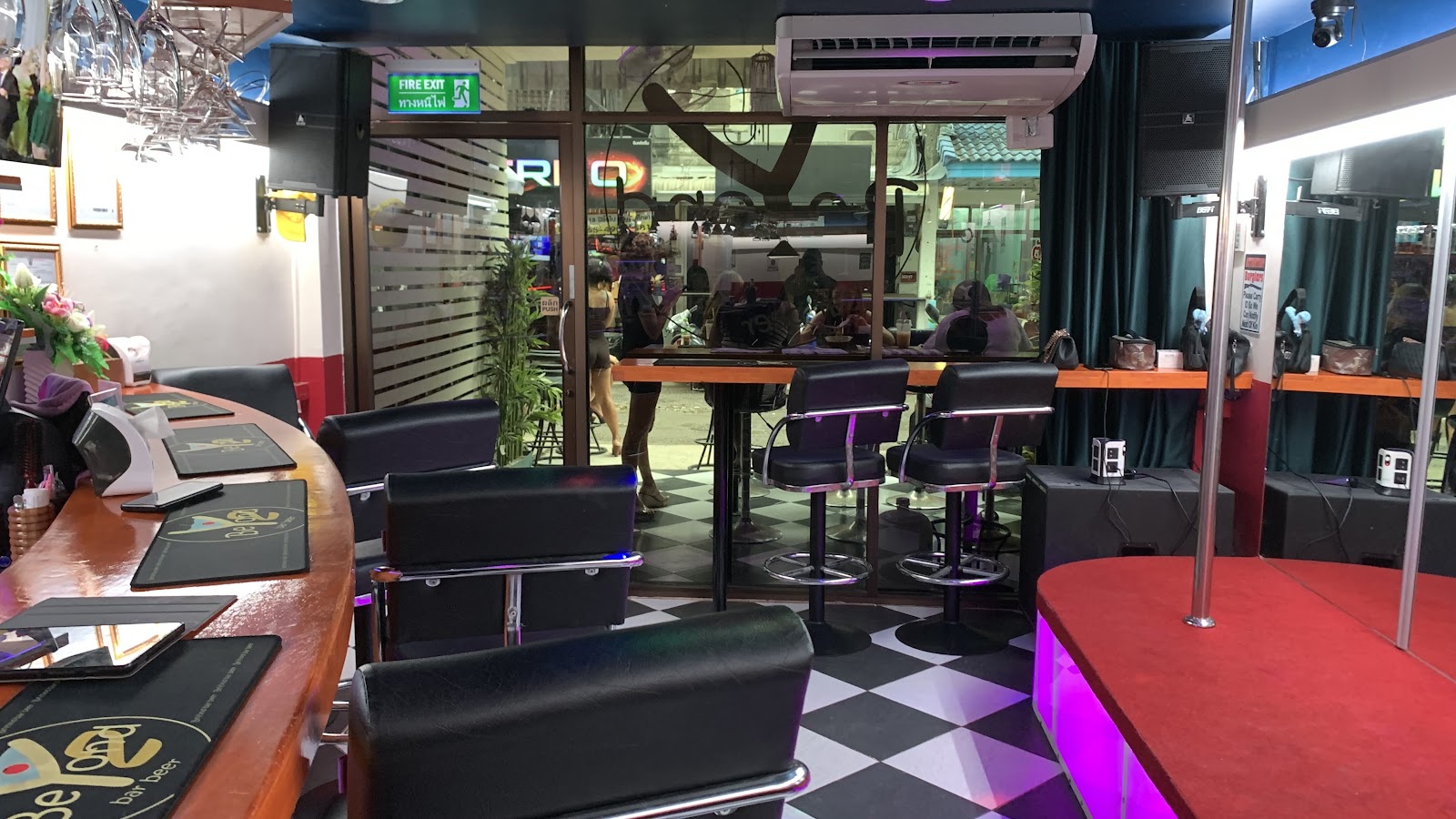 BeYond - Gentlemen's Club photo 7