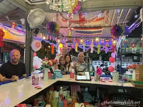 T.T 101 Bar Beer
