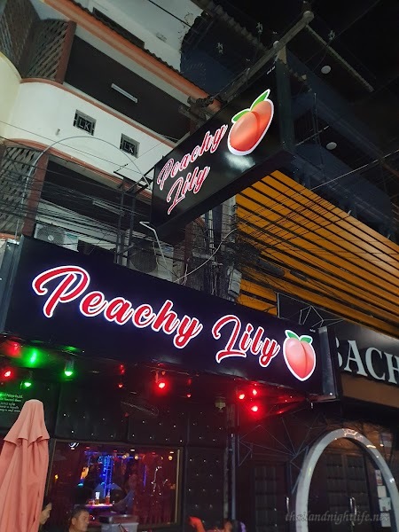 Peachy Lily