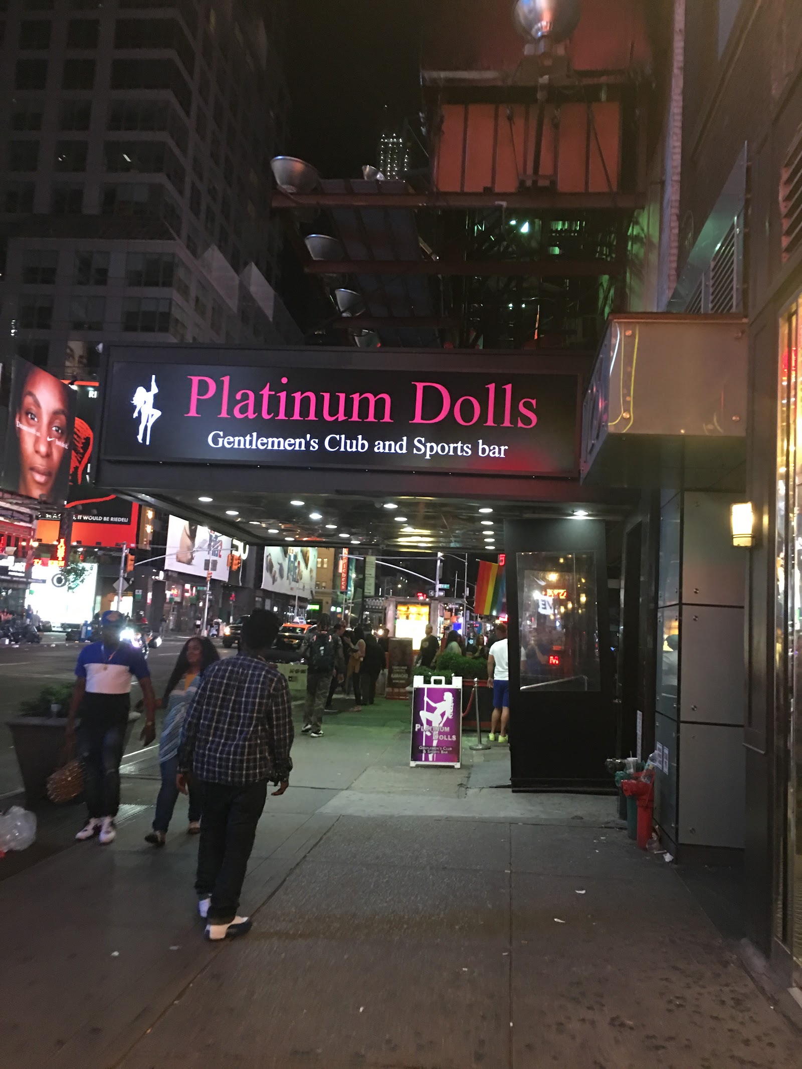 Platinum Dolls Gentlemen's Club & Sports Bar photo 6