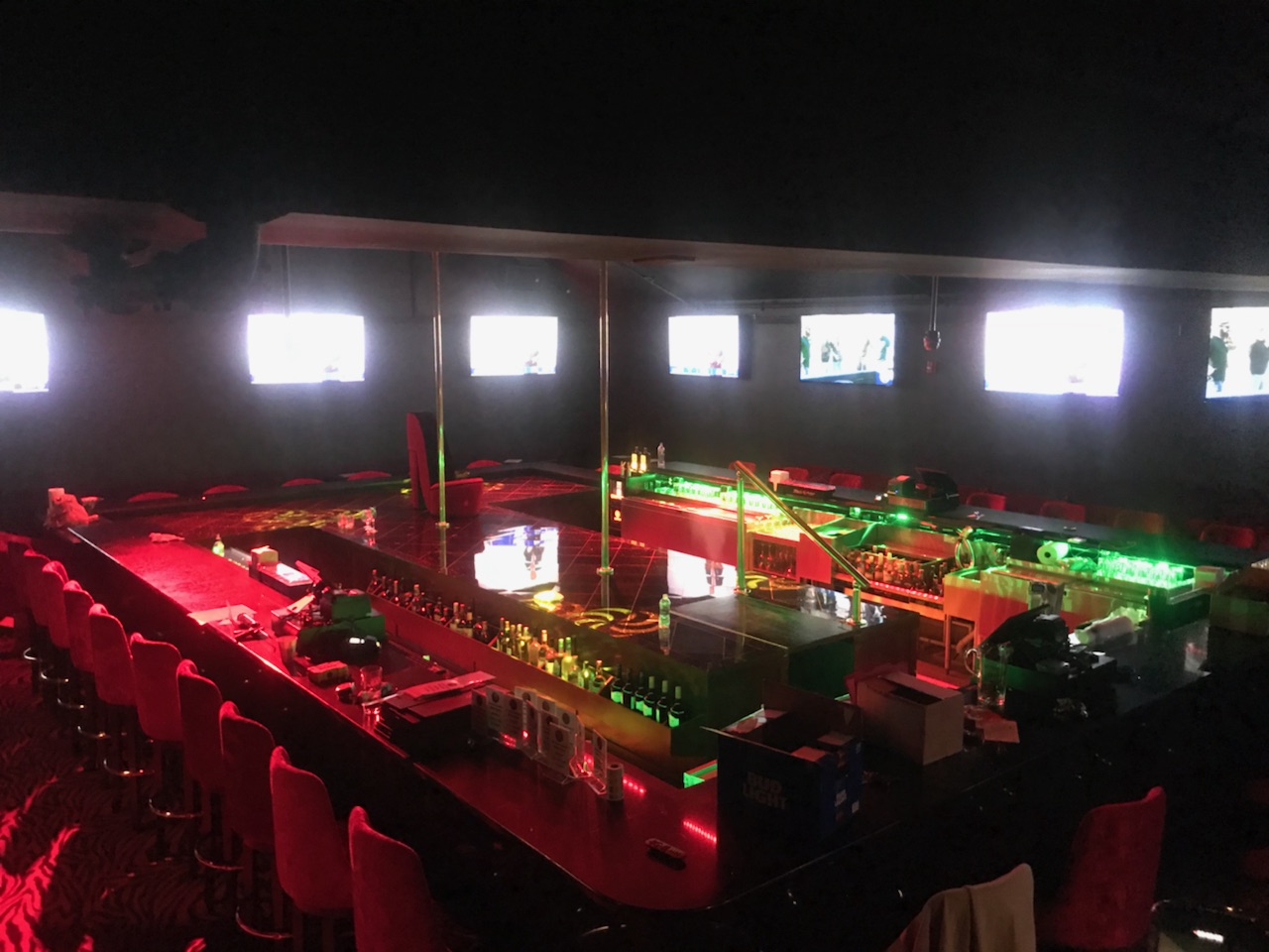 Red Zebra Gentlemen's Club photo 3